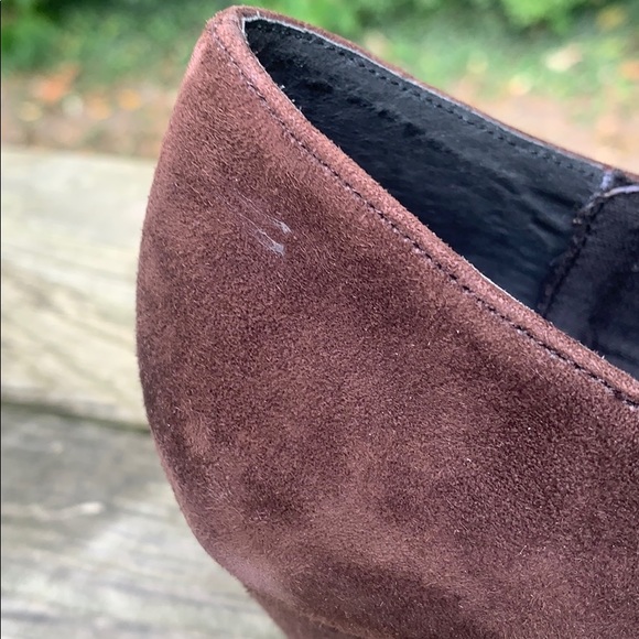 Me Too Brown Suede Wedged Ankle Booties Sz. 9 - Picture 11 of 11